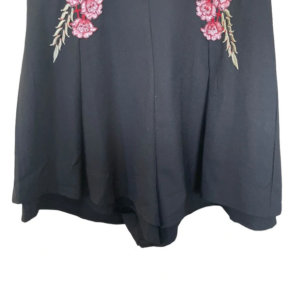 LILY ROSIE GIRL Womens Sexy V-Neck Sleeveless Romper Halter Floral Print - Picture 6 of 7